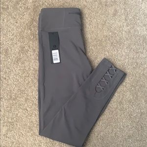 Mono B grey leggings NWOT
